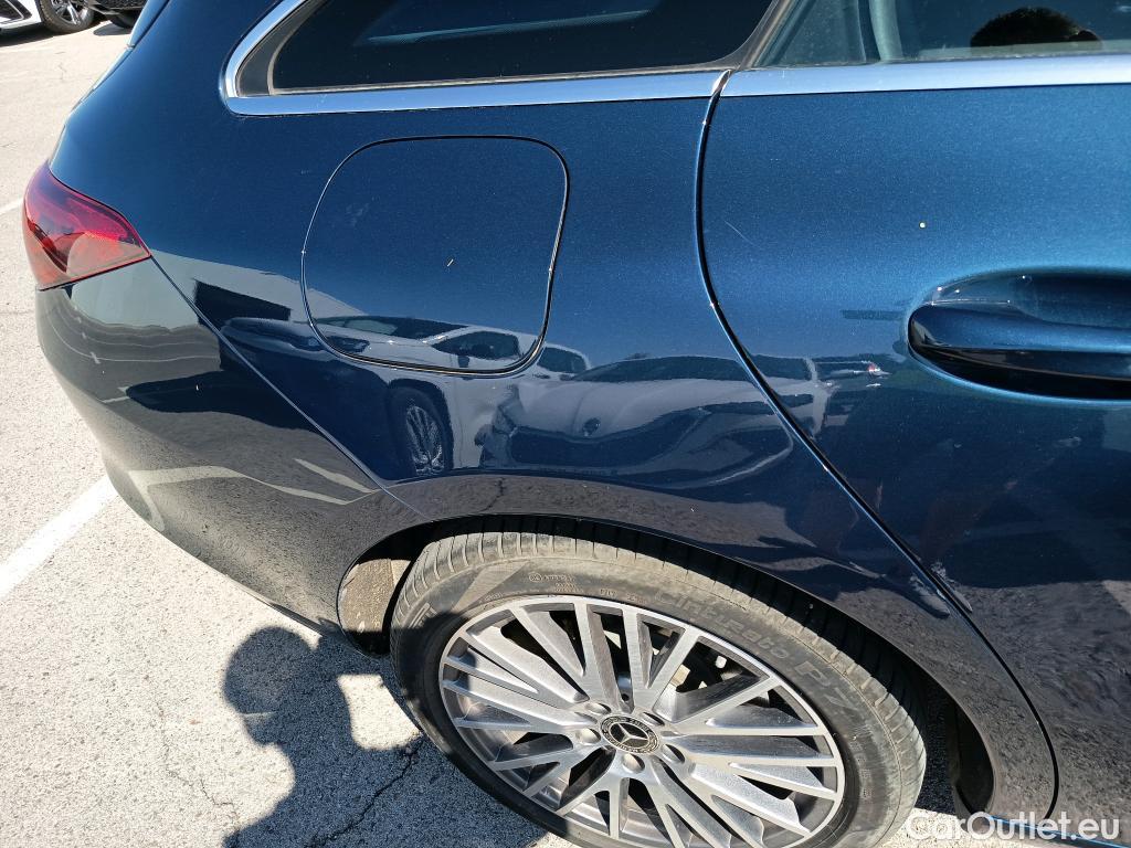  Mercedes  CLA-Klasse MERCEDES-BENZ CLA / 2019 / 5P / familiar CLA 250 e Shooting Brake #32