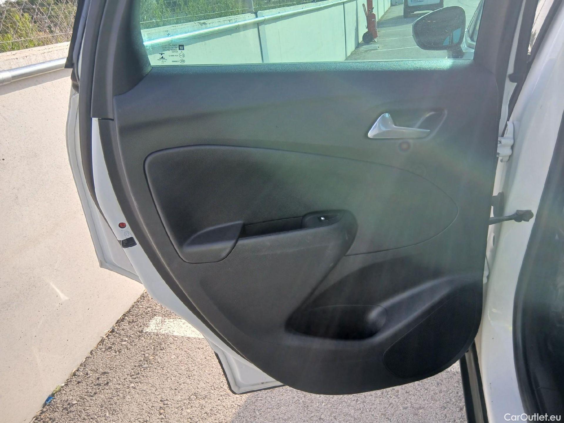  Opel  Crossland OPEL  / 2020 / 5P / crossover 1.5D 81kW (110CV) GS Line #25