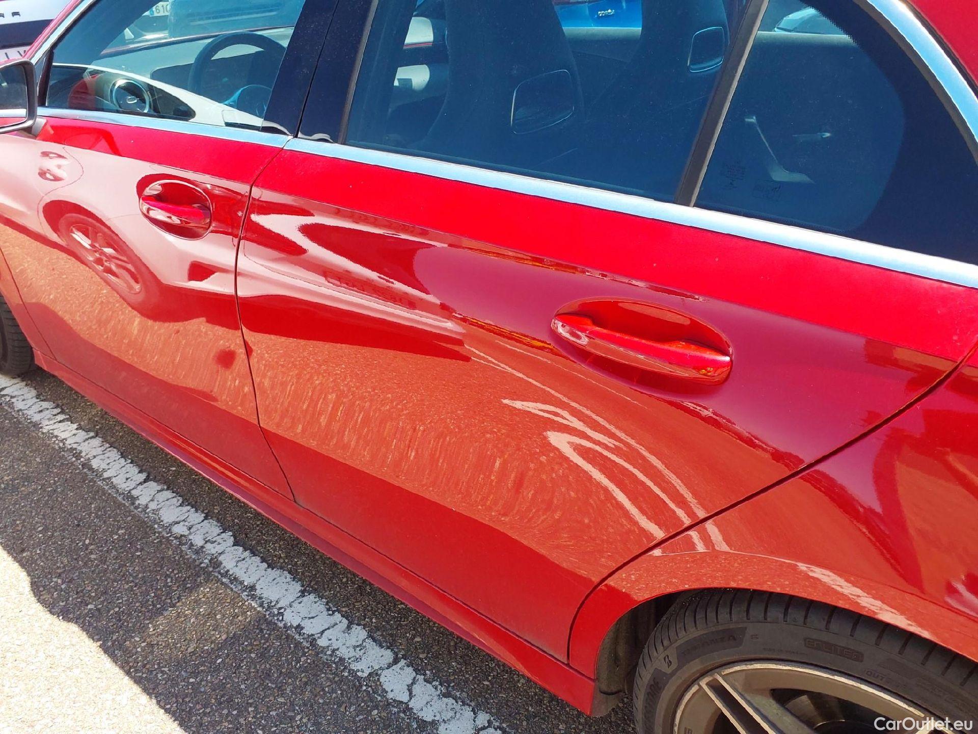  Mercedes  A-Klasse MERCEDES-BENZ Clase A / 2018 / 5P / berlina con portón A 180 d #19