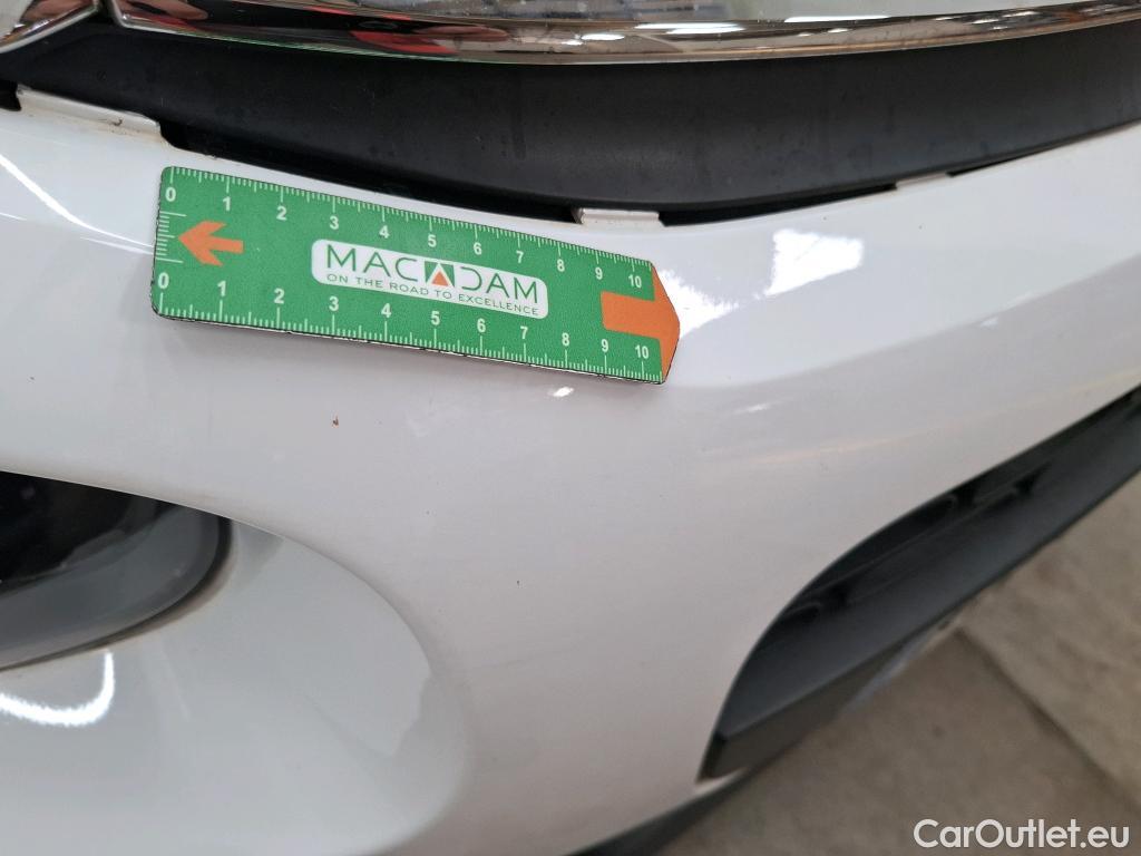  Citroen  C3  Société Feel Nav 1.2 PureTech 80CV BVM5 E6d #40
