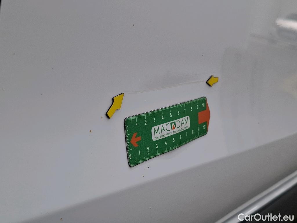  Citroen  C3  Société Feel Nav 1.2 PureTech 80CV BVM5 E6d #3