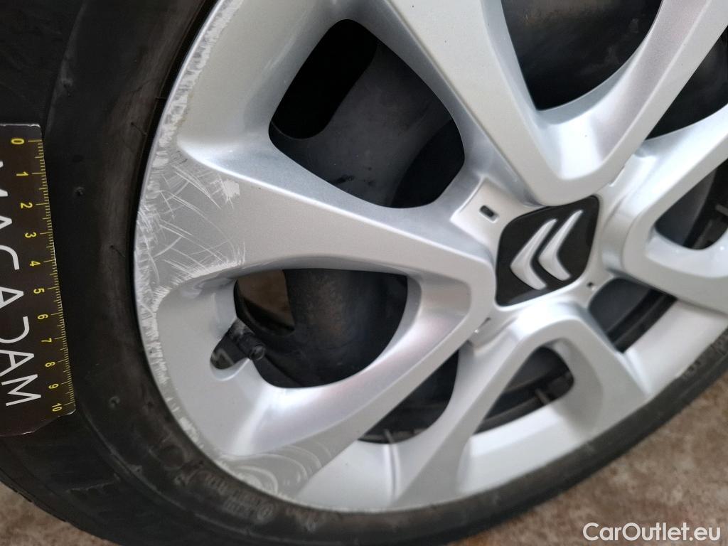  Citroen  C3  Société Feel Nav 1.2 PureTech 80CV BVM5 E6d #32