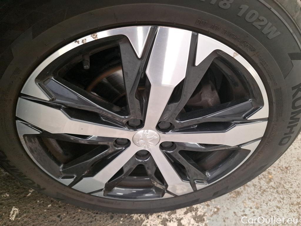  Peugeot  3008  II GT 1.2 PureTech 130CV BVA8 E6d #25