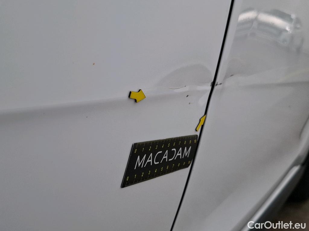  Citroen  C3  Société Feel Nav 1.2 PureTech 80CV BVM5 E6d #7