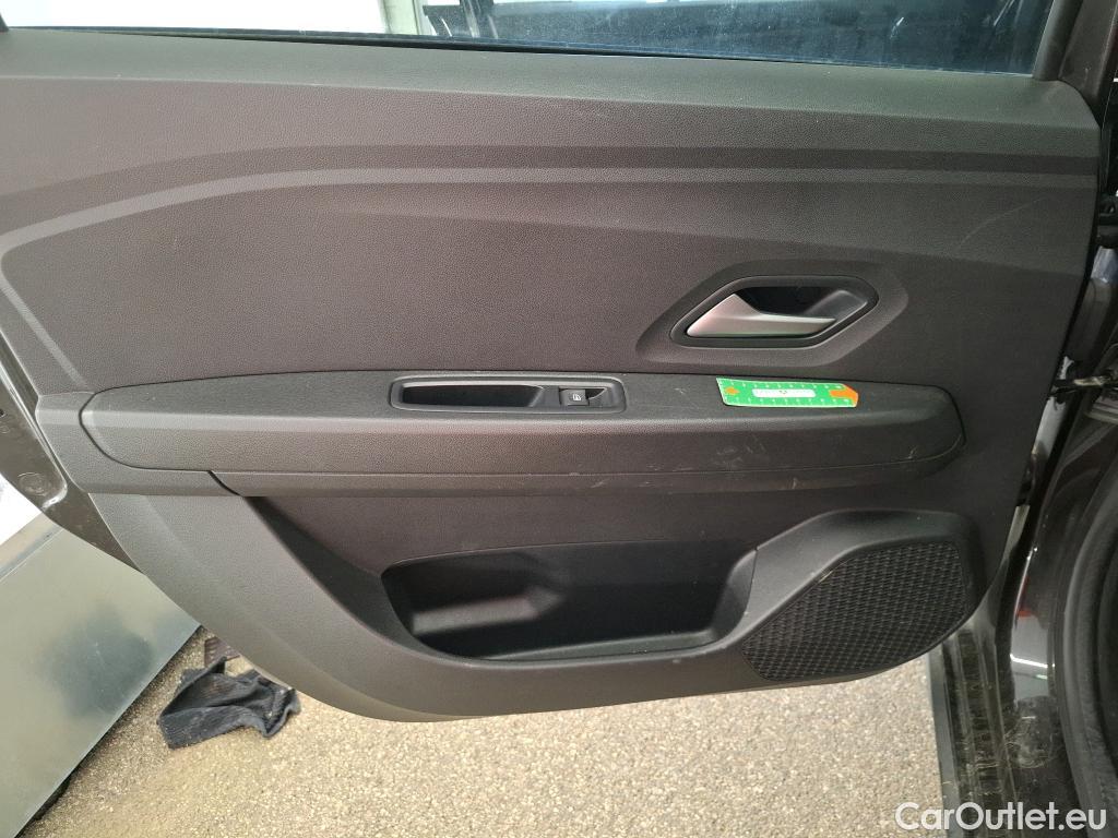  Dacia  Sandero DACIA Jogger 7 Places / 2021 / 5P / Break Expression Hybrid 140 -24 #27