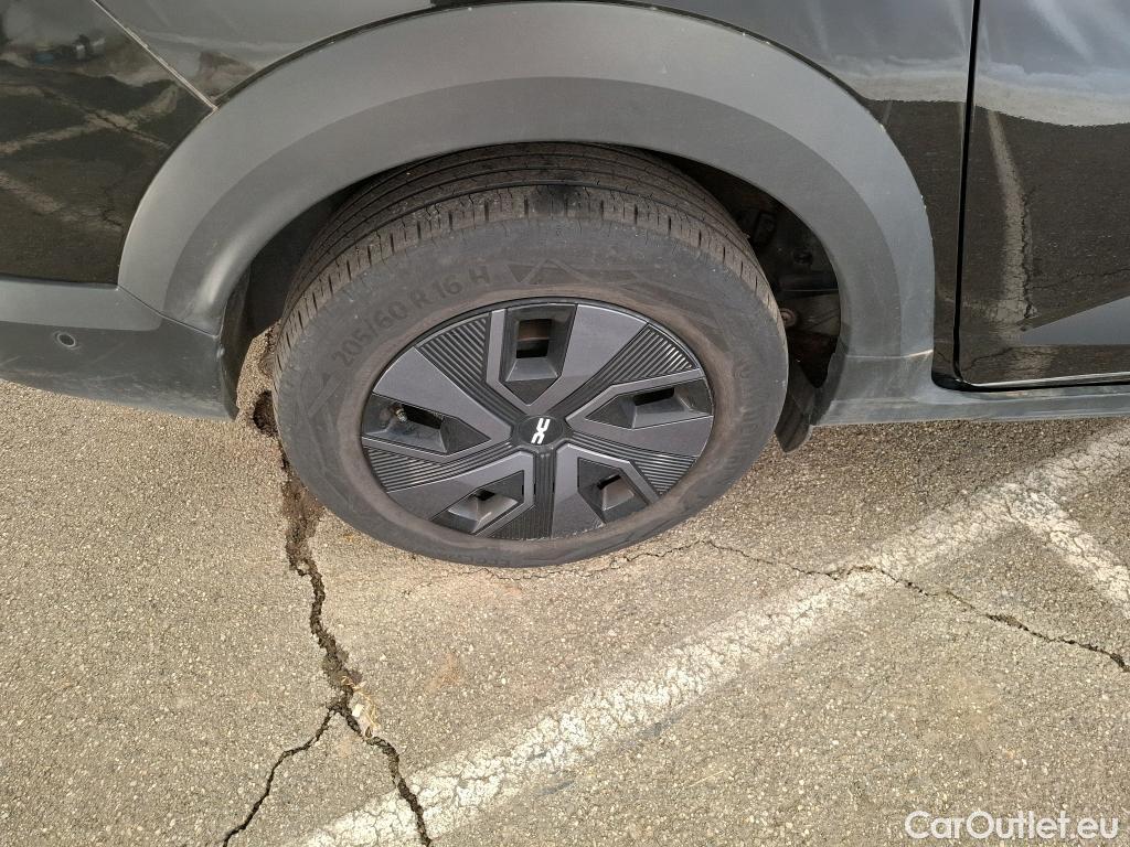  Dacia  Sandero DACIA Jogger 7 Places / 2021 / 5P / Break Expression Hybrid 140 -24 #50