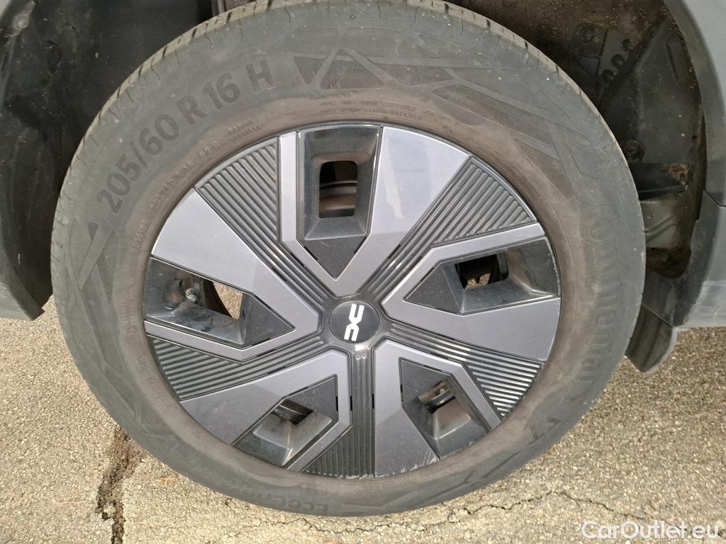  Dacia  Sandero DACIA Jogger 7 Places / 2021 / 5P / Break Expression Hybrid 140 -24 #12