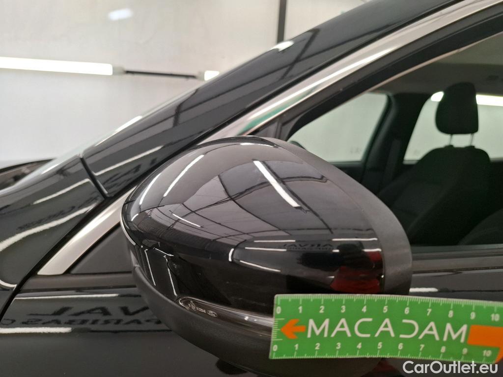  Ford  Kuga FORD  / 2019 / 5P / SUV 2.5 Dur 225 hybrid PHEV Pshift Titanium #84