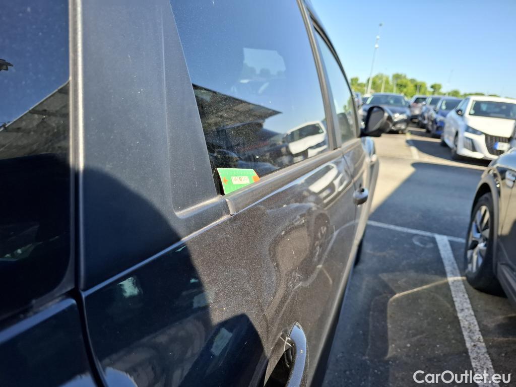  Dacia  Sandero DACIA Jogger 7 Places / 2021 / 5P / Break Expression Hybrid 140 -24 #71