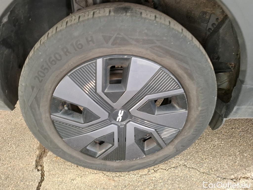  Dacia  Sandero DACIA Jogger 7 Places / 2021 / 5P / Break Expression Hybrid 140 -24 #51