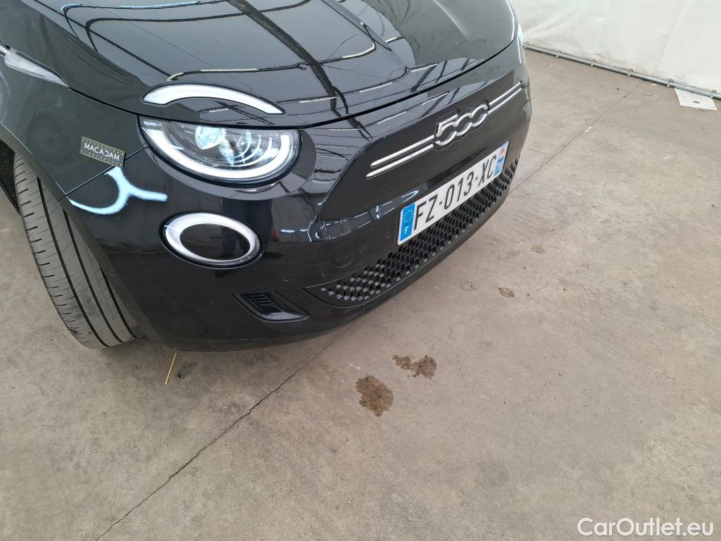  Fiat  500  e 3+1 