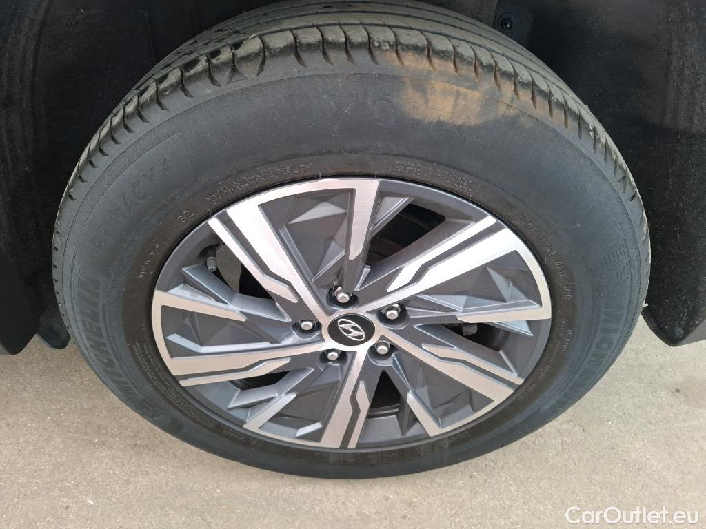  Hyundai  Tucson  Business Mild-Hybrid 2WD 1.6 CRDI 135CV BVA7 E6d #3
