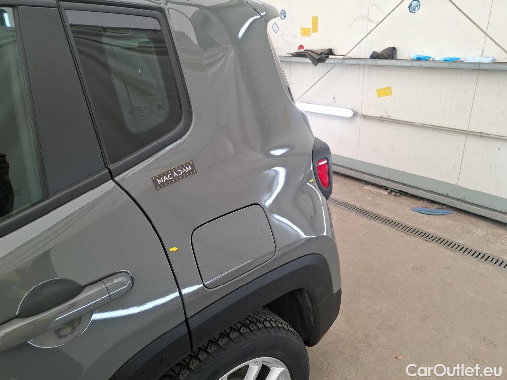  Jeep  Patriot JEEP Renegade / 2018 / 5P / SUV 1.3 TURBO T4 190PS 4XE LIMITED #26