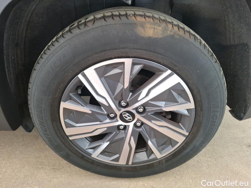  Hyundai  Tucson  Business Mild-Hybrid 2WD 1.6 CRDI 135CV BVA7 E6d #4