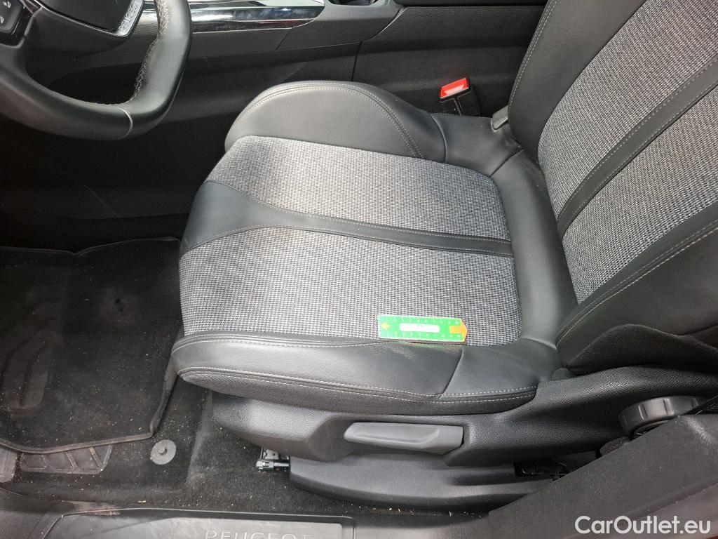  Peugeot  3008 PEUGEOT  / 2016 / 5P / SUV Hybrid 225 e-EAT8 ALLURE BUSINESS #23