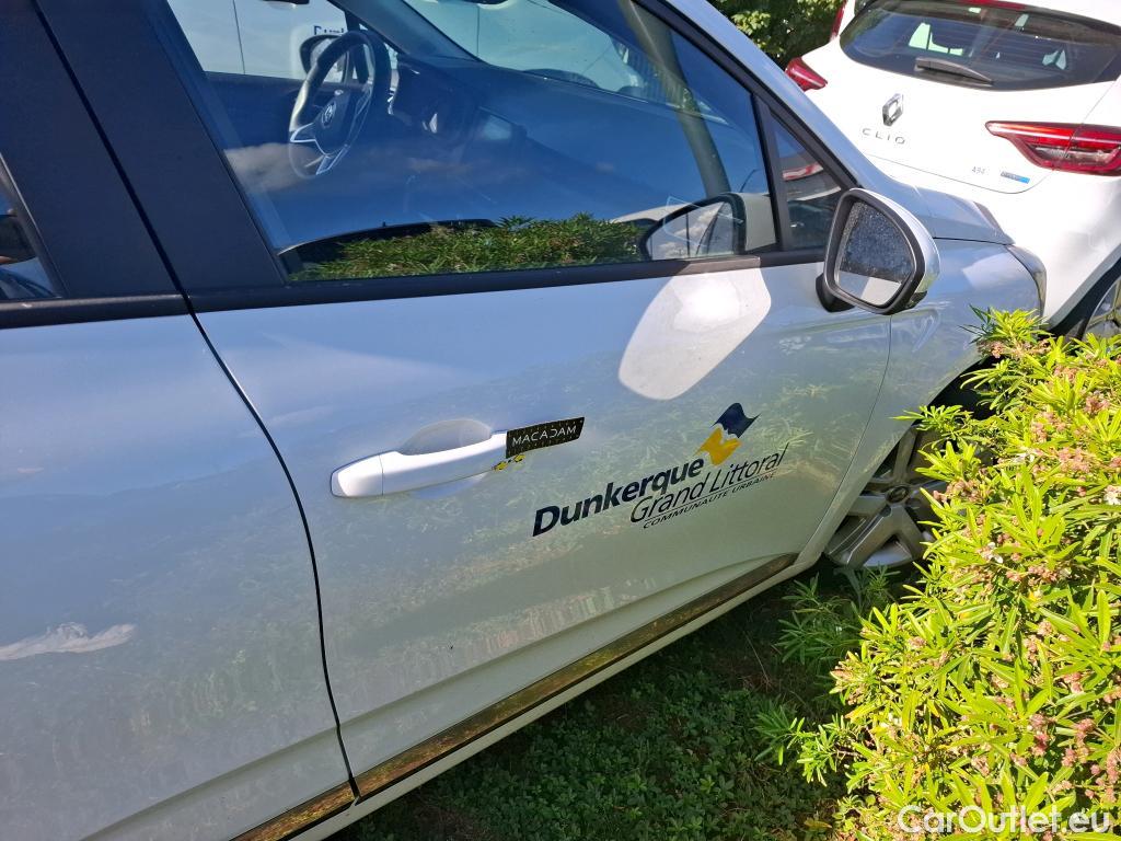  Renault  Clio  V Business 1.6 E-TECH Hybrid 140CV BVA6 E6d #15