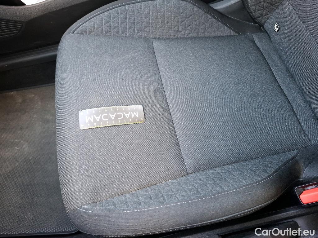  Renault  Clio  V Business 1.6 E-TECH Hybrid 140CV BVA6 E6d #14