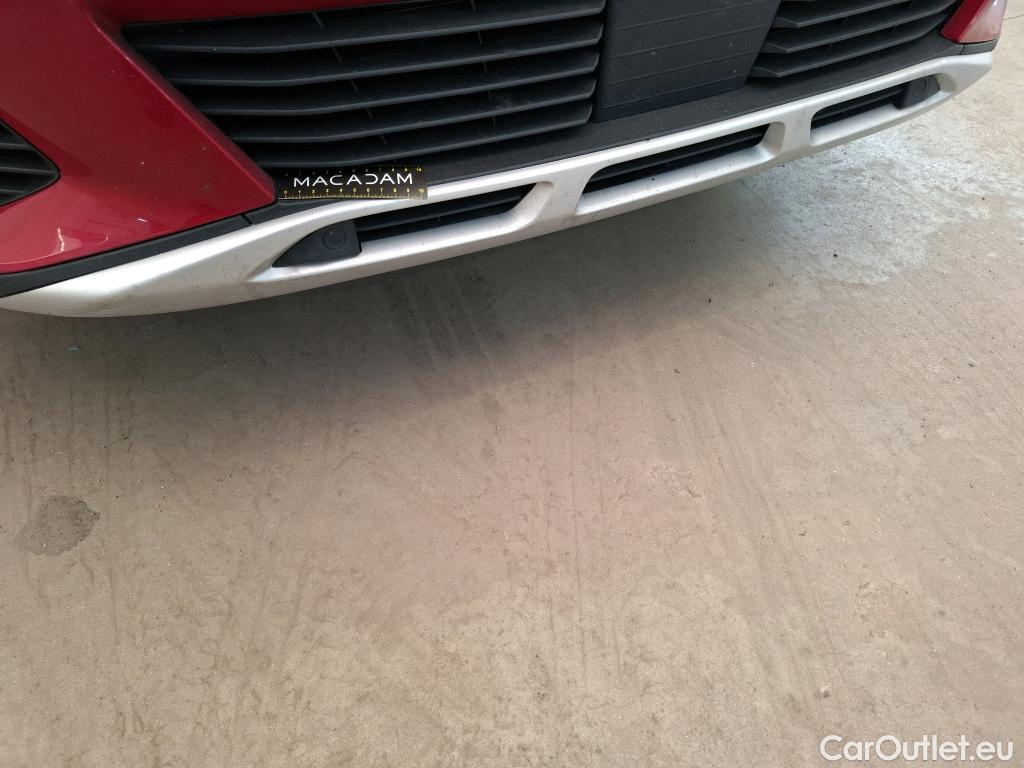  Peugeot  3008 PEUGEOT  / 2016 / 5P / SUV Hybrid 225 e-EAT8 ALLURE #31