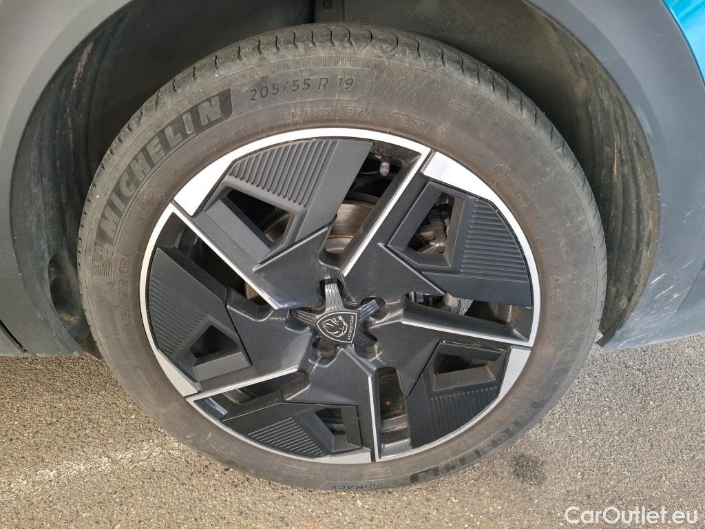  Peugeot  408 PEUGEOT  / 2022 / 5P / Berline PHEV 225 GT #17