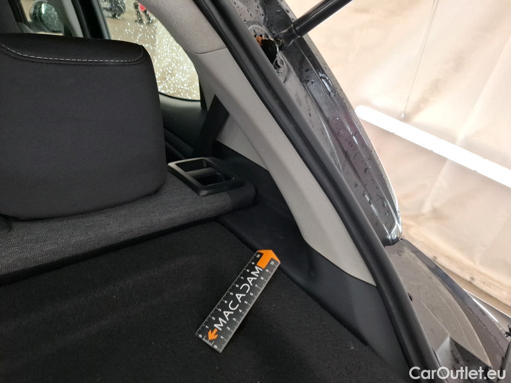  Toyota  Yaris TOYOTA  Hybride  2019 5P  Berline Hybride 116h Dynamic Business Beyond Zer #19