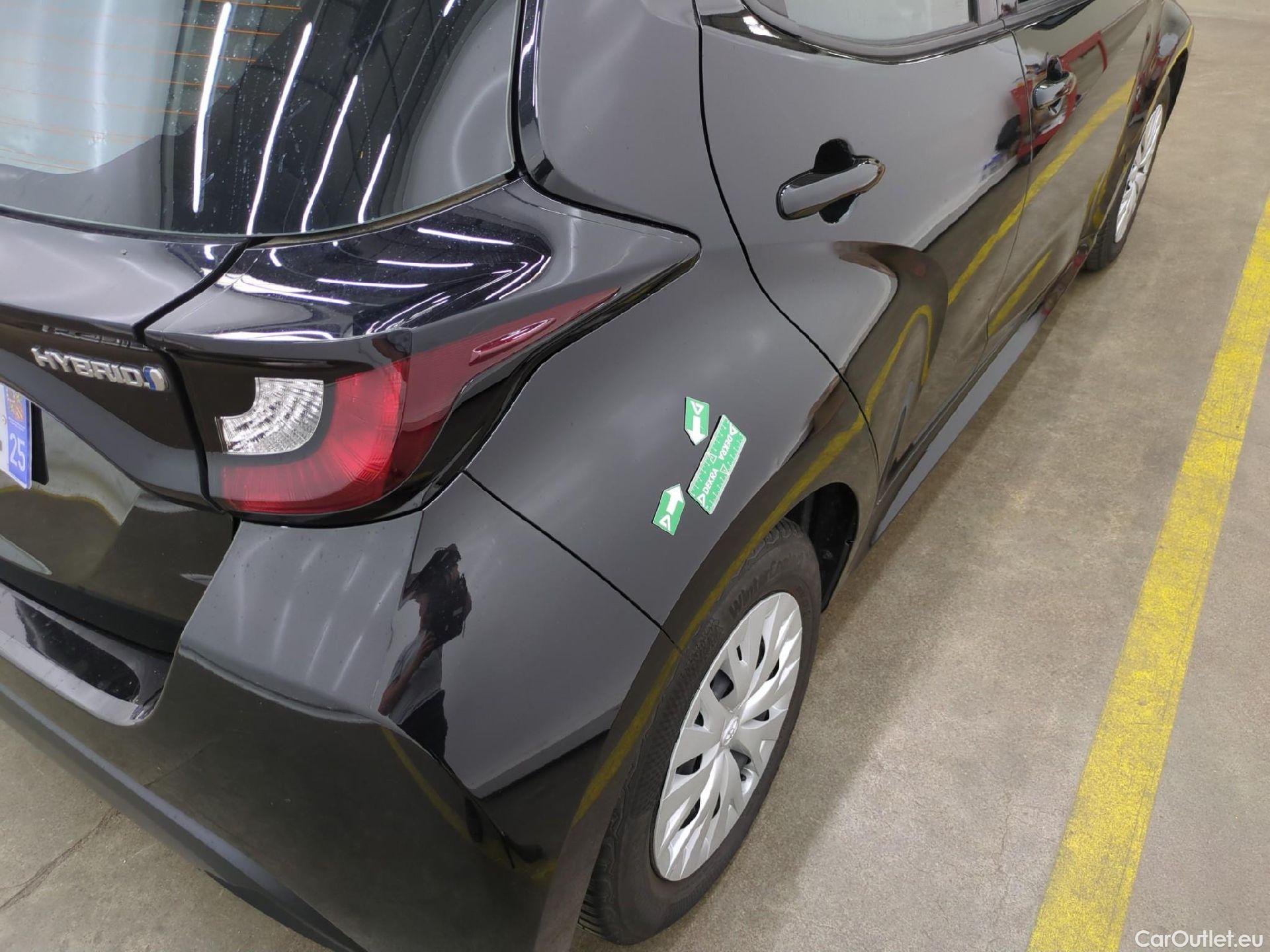  Toyota  Yaris TOYOTA  Hybride / 2019 / 5P / Berline Hybride 116h Dynamic Business Beyond Zer #11