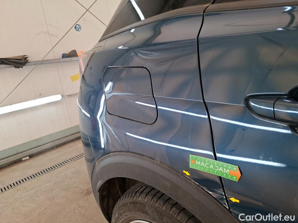  Peugeot  3008 PEUGEOT  / 2020 / 5P / SUV 1.6 HYBRID 225 E-EAT8 Allure Pack #1