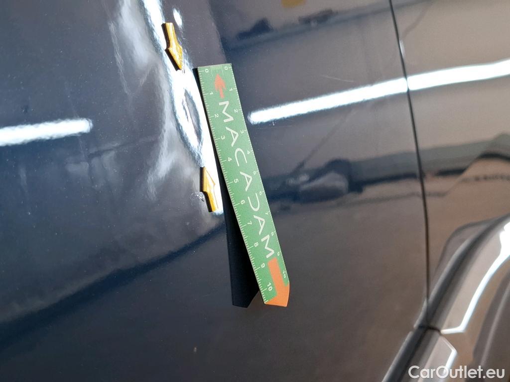  Peugeot  3008 PEUGEOT  / 2020 / 5P / SUV 1.6 HYBRID 225 E-EAT8 Allure Pack #20