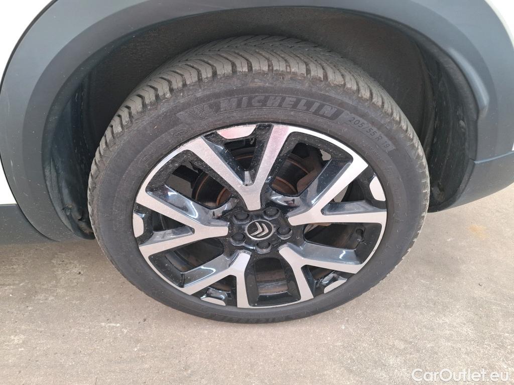  Citroen  C5 Aircross CITROEN  / 2018 / 5P / SUV Hybrid 225 ë-EAT8 Shine Pack #18