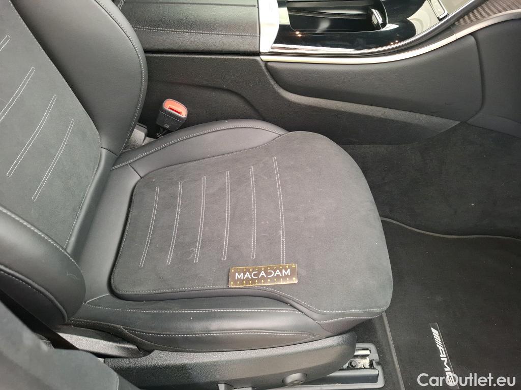  Mercedes  GLC MERCEDES-BENZ  / 2022 / 5P / SUV  300 e AMG Line 4MATIC #32