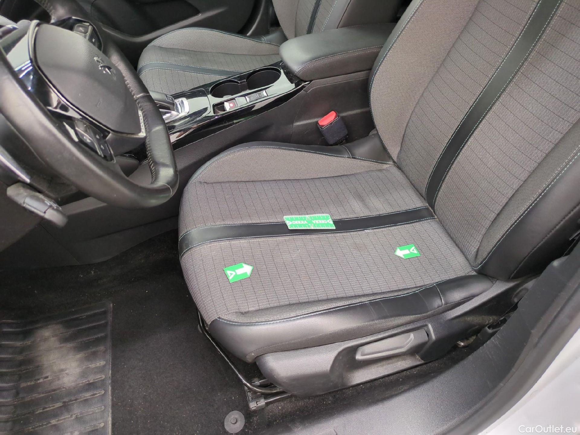  Peugeot  2008  Allure Business 1.5 HDi 130CV BVA8 E6d #11