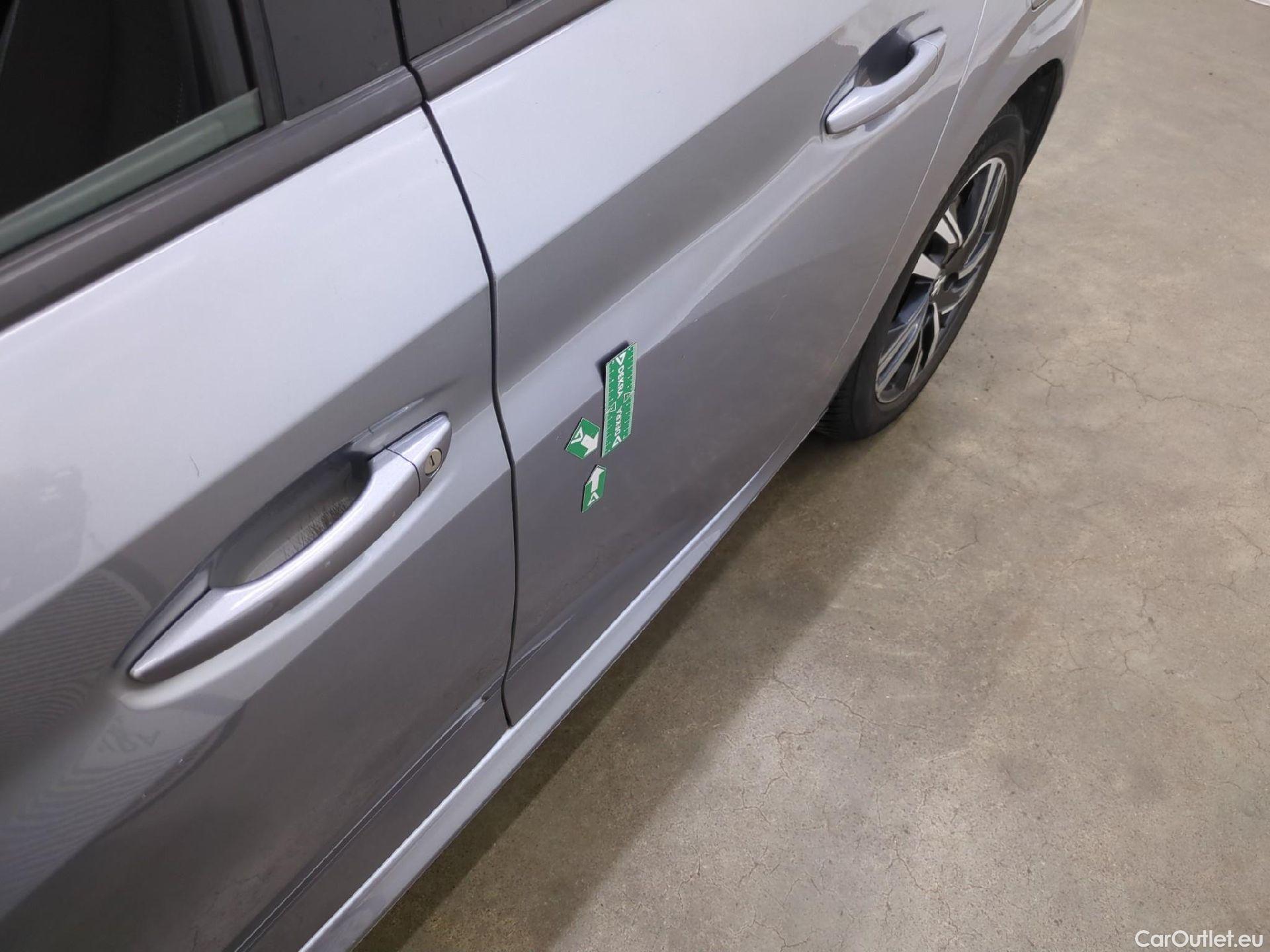 Peugeot  208  Allure Pack 1.2 PureTech 100CV BVA8 E6d #64