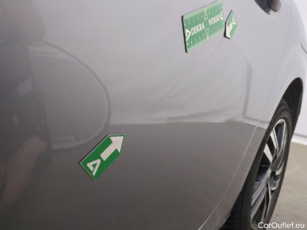  Peugeot  208  Allure Pack 1.2 PureTech 100CV BVA8 E6d #62