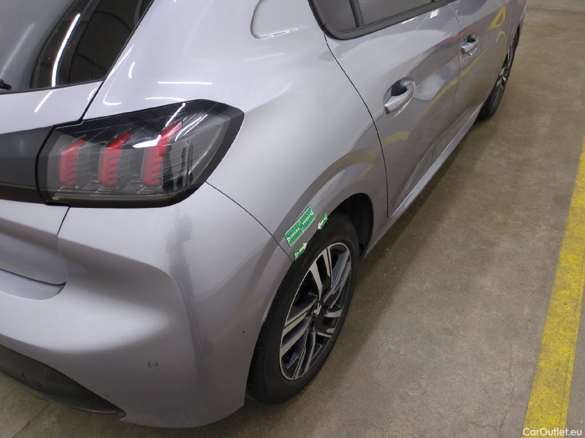  Peugeot  208  Allure Pack 1.2 PureTech 100CV BVA8 E6d #38