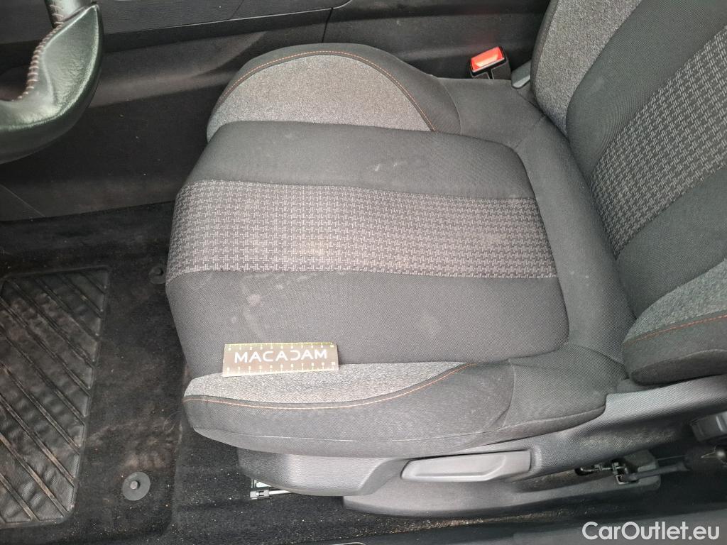  Peugeot  5008  Active Pack 1.5 HDi 130CV BVA8 7 Sieges E6d #57