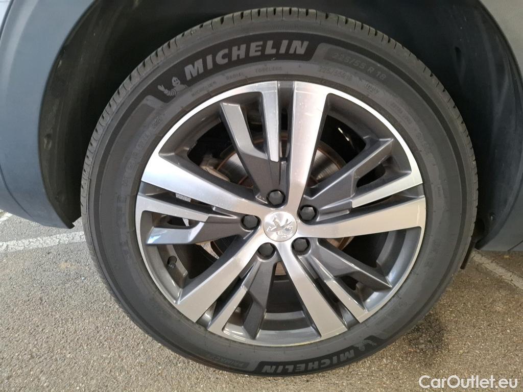  Peugeot  5008  Allure 1.5 HDi 130CV BVA8 7 Sieges E6d #44