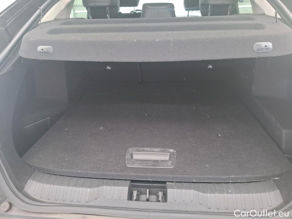  Renault  Arkana RENAULT  / 2021 / 5P / SUV Techno mild hybrid 140 EDC -22 #1