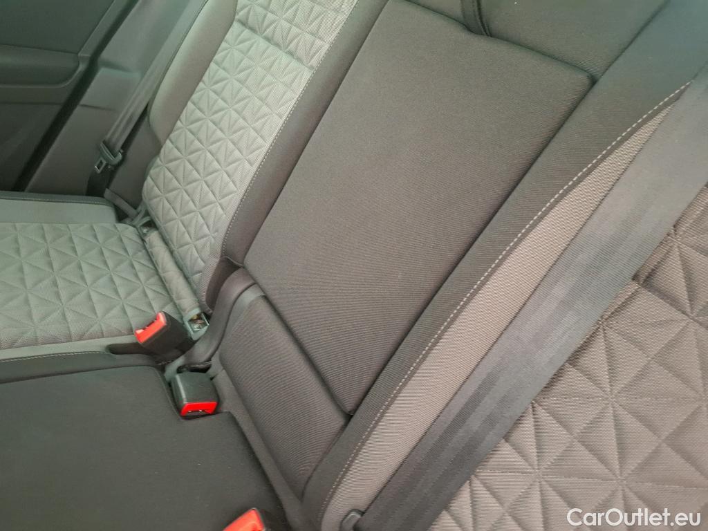 Volkswagen  Tiguan VOLKSWAGEN  / 2020 / 5P / SUV 2.0 TDI 150 DSG7 Life Business #41