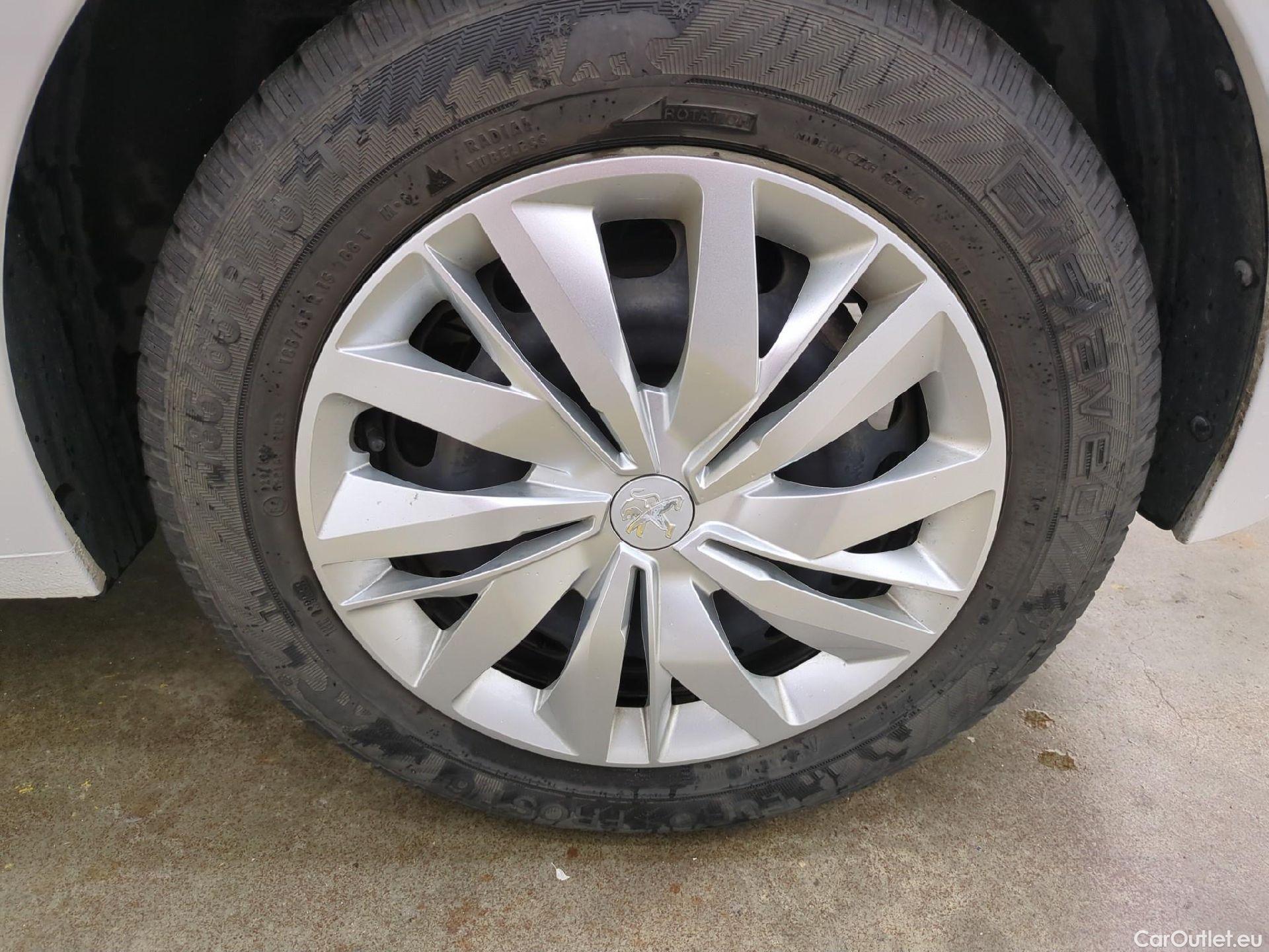  Peugeot  208  Premium 1.5 HDi 100CV BVM6 E6d #6