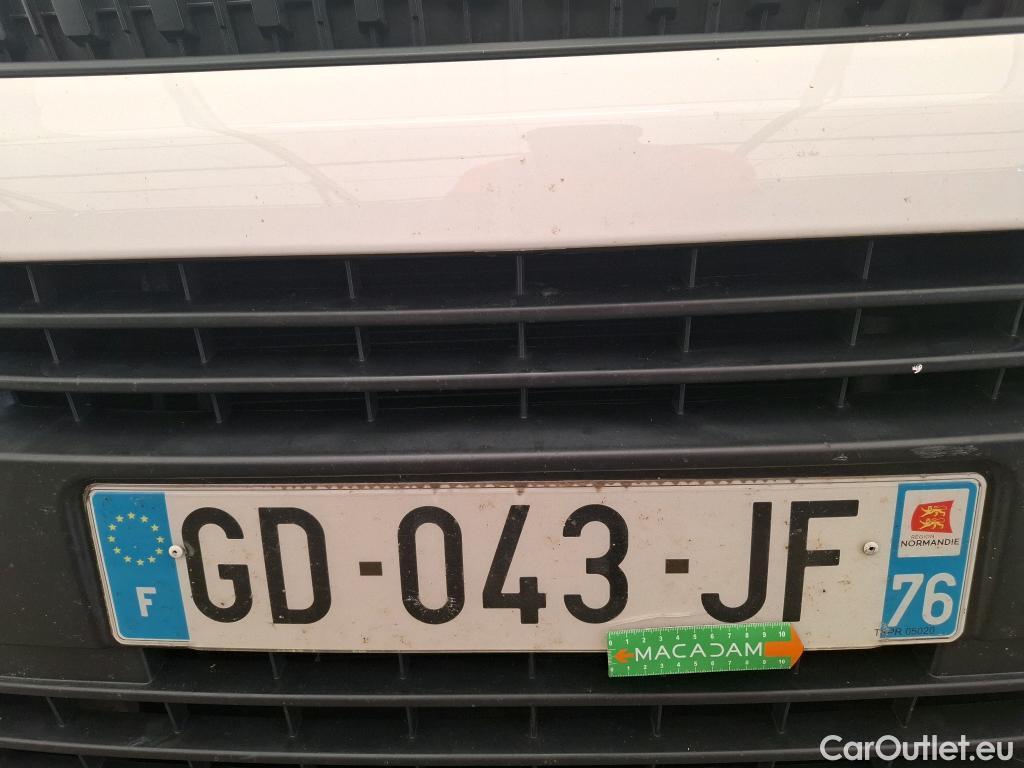  Peugeot  Expert  Fourgon Premium L2 1.5 HDi 120CV BVM6 E6d #25