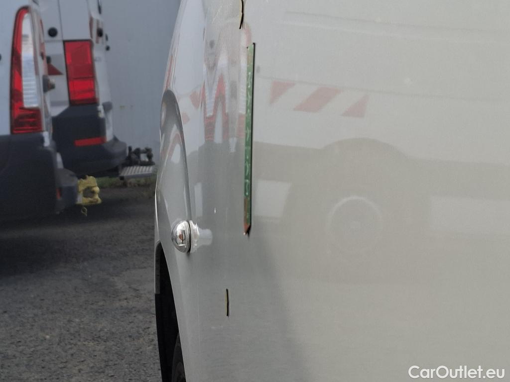  Citroen  Berlingo  Fourgon Club XL 950 1.5 BlueHDi 100CV BVM5 E6dT #8