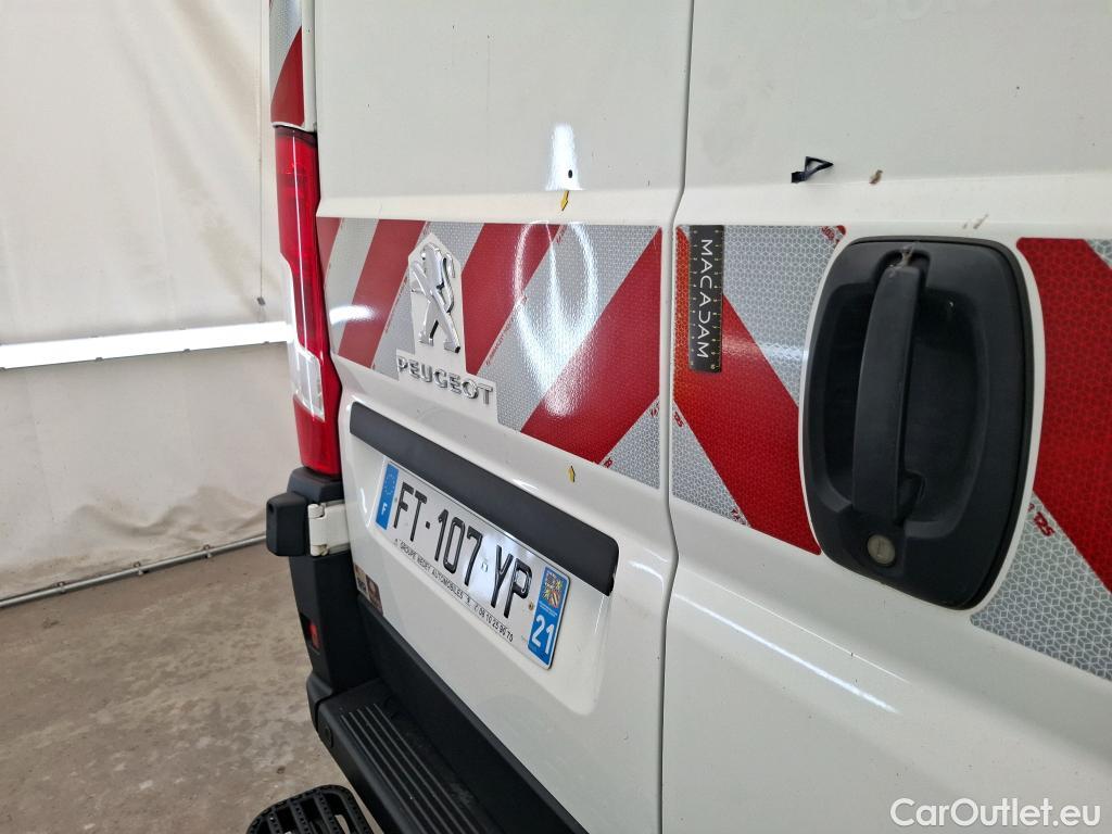  Peugeot  Boxer  Fourgon Surélevé 333 L2H2 Premium BlueHDi 140 Stop&Start 140CV BVM6 #14