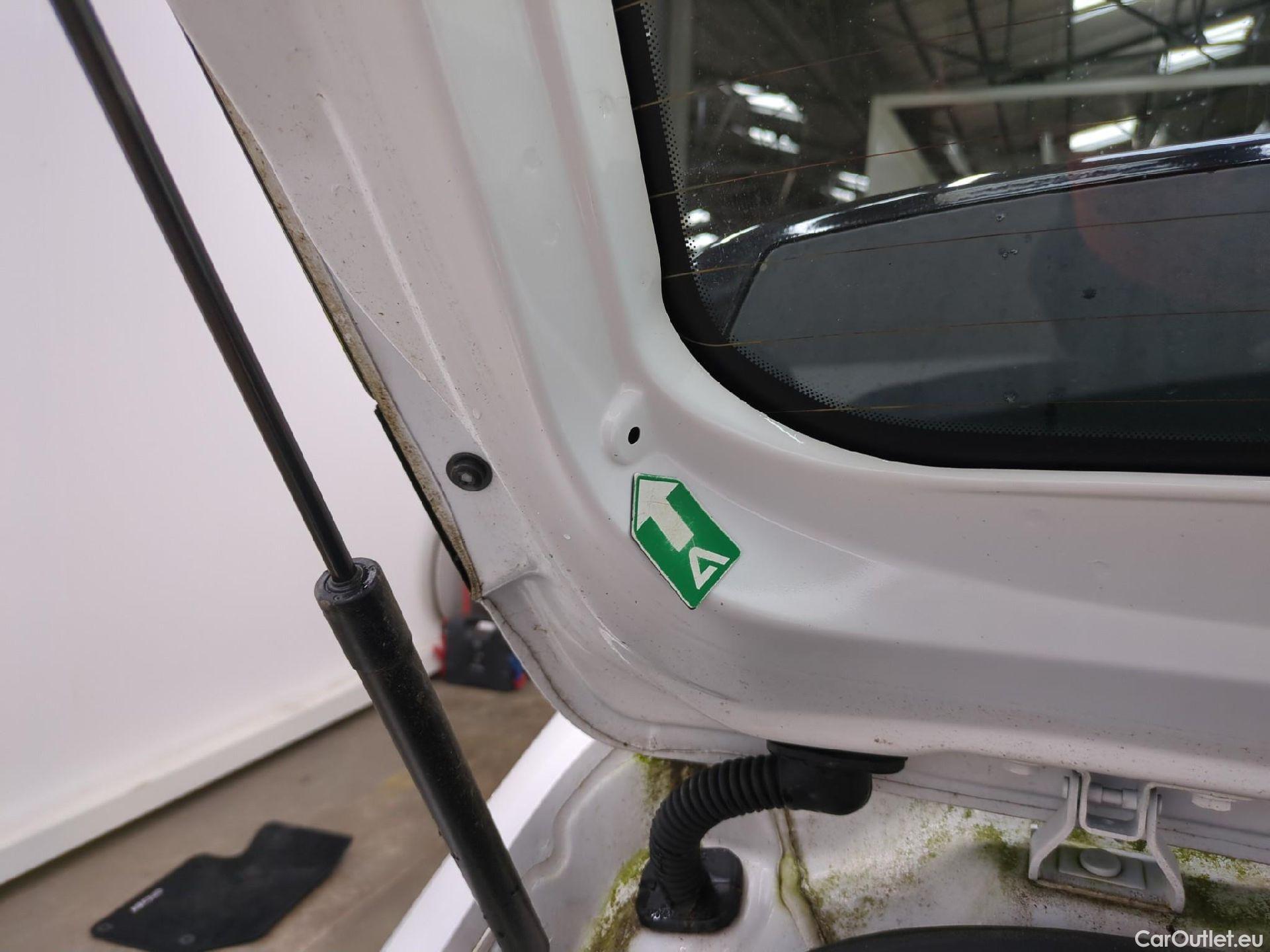  Peugeot  208  Premium 1.5 HDi 100CV BVM6 E6d #10