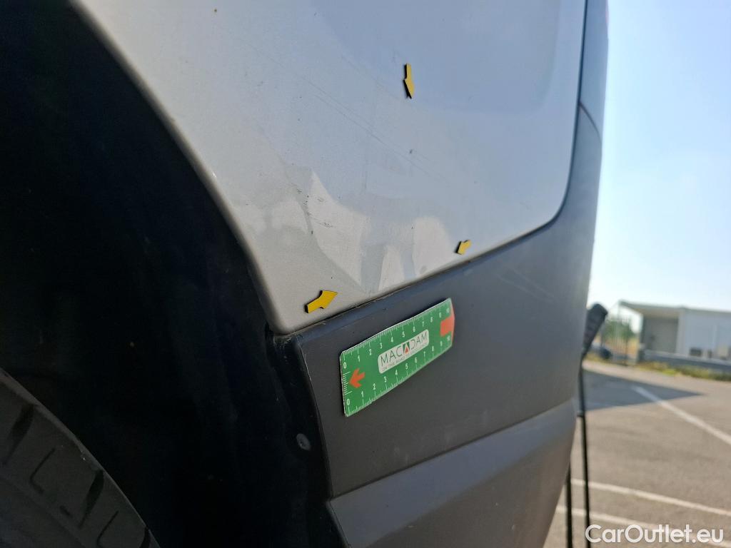  Renault  Trafic  Furgon Grand Confort L2H2 1200 1.6 dCi 125CV BVM6 E6 #10