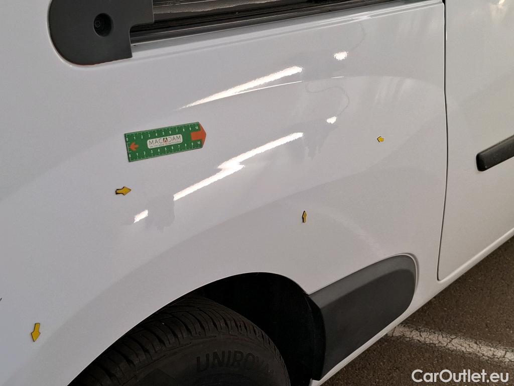  Renault  Kangoo  II Express Maxi Extra (Série Spéciale) 1.5 dCi 95CV BVM6 E6dT #27