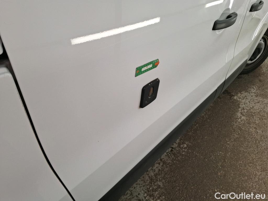  Renault  Trafic  Fourgon L2H1 3T Grand Confort 2.0 dCi 130CV BVM6 E6d #8