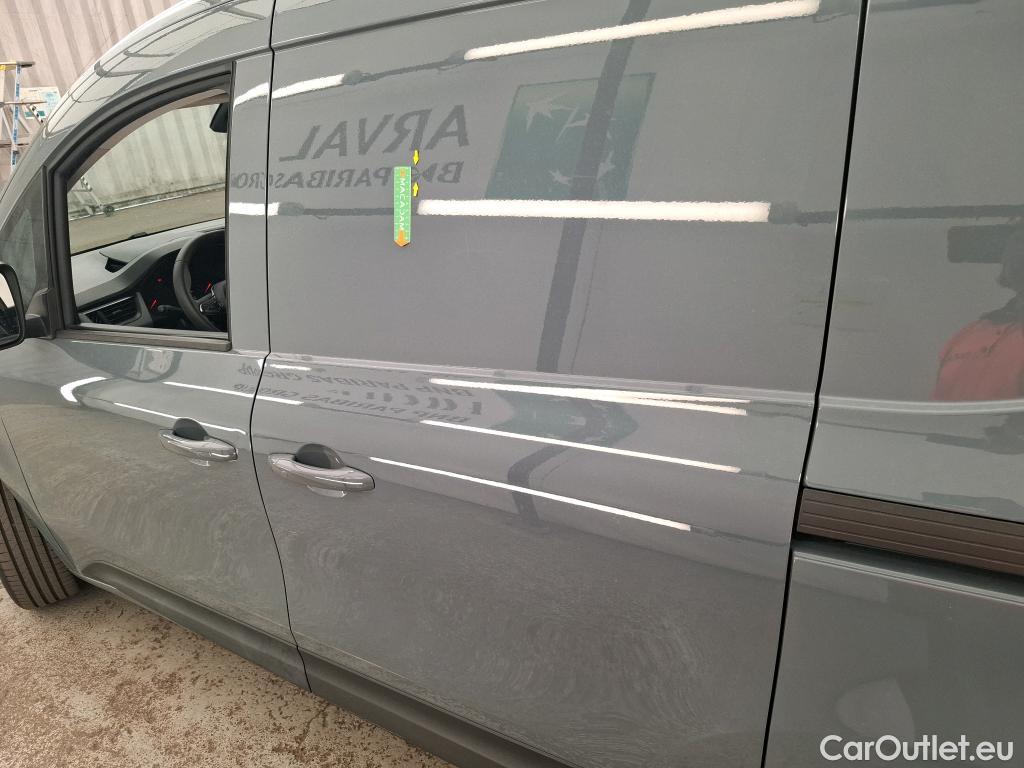  Renault  Kangoo RENAULT  / 2021 / 4P / Fourgonnette EXTRA TCE 130 BVA #16