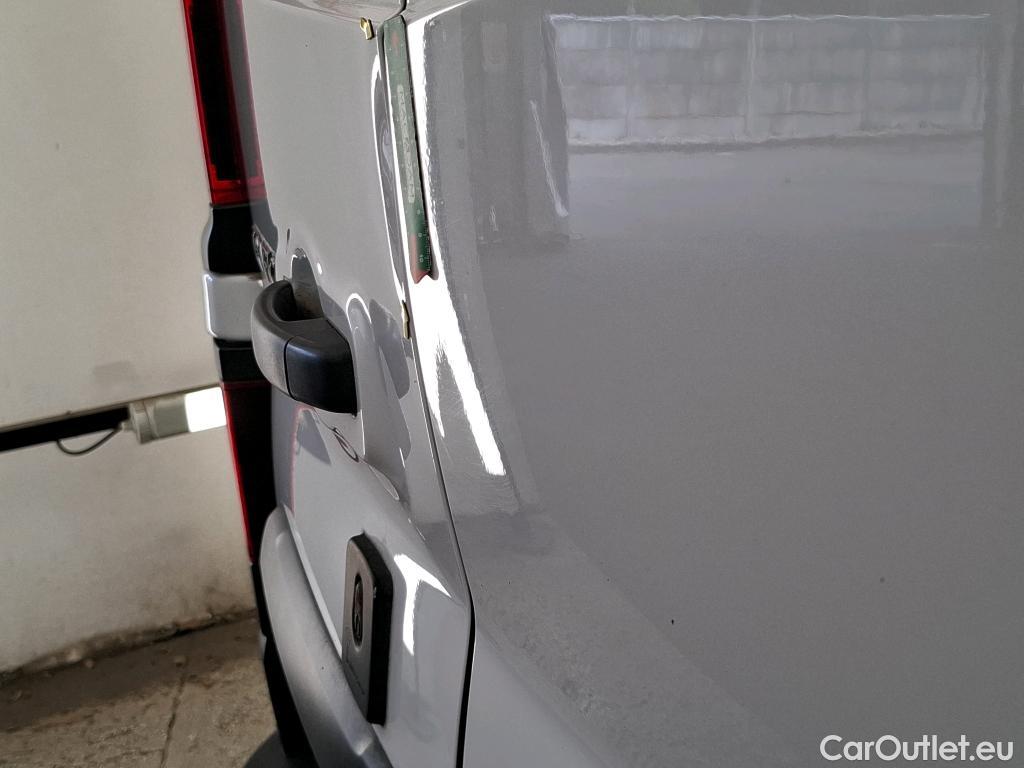  Renault  Trafic  Fourgon L2H1 3T Grand Confort 2.0 dCi 130CV BVM6 E6d #2