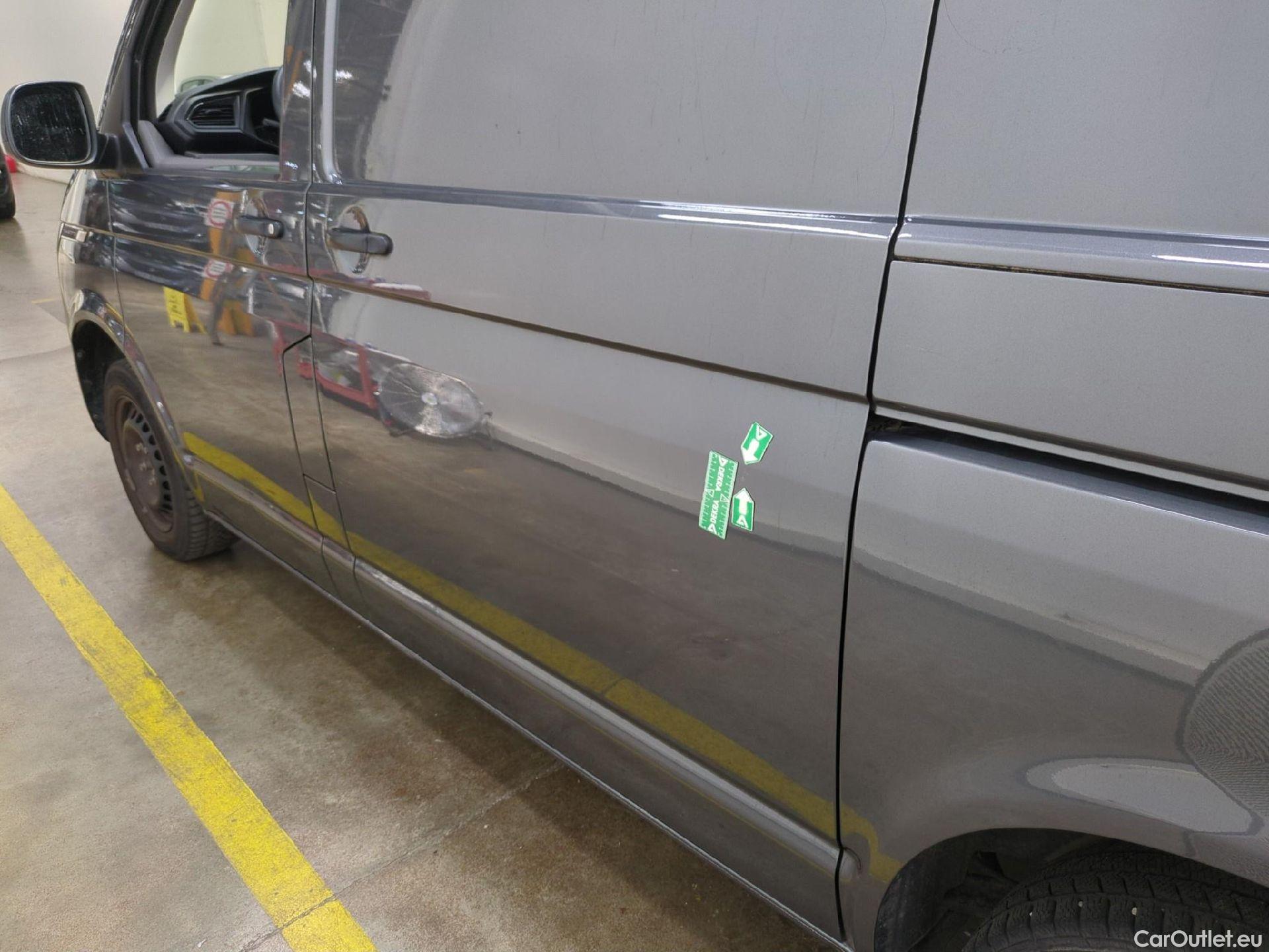  Volkswagen  Transporter VOLKSWAGEN  / 2019 / 4P / Fourgon tôlé 2.0 TDi 150 DSG7 L1H1 Business Line #20