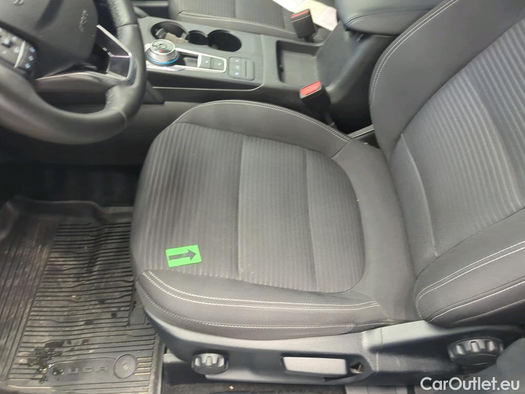  Ford  Kuga 2.5 Duratec FHEV 190CP Titanium CVT AWD #15