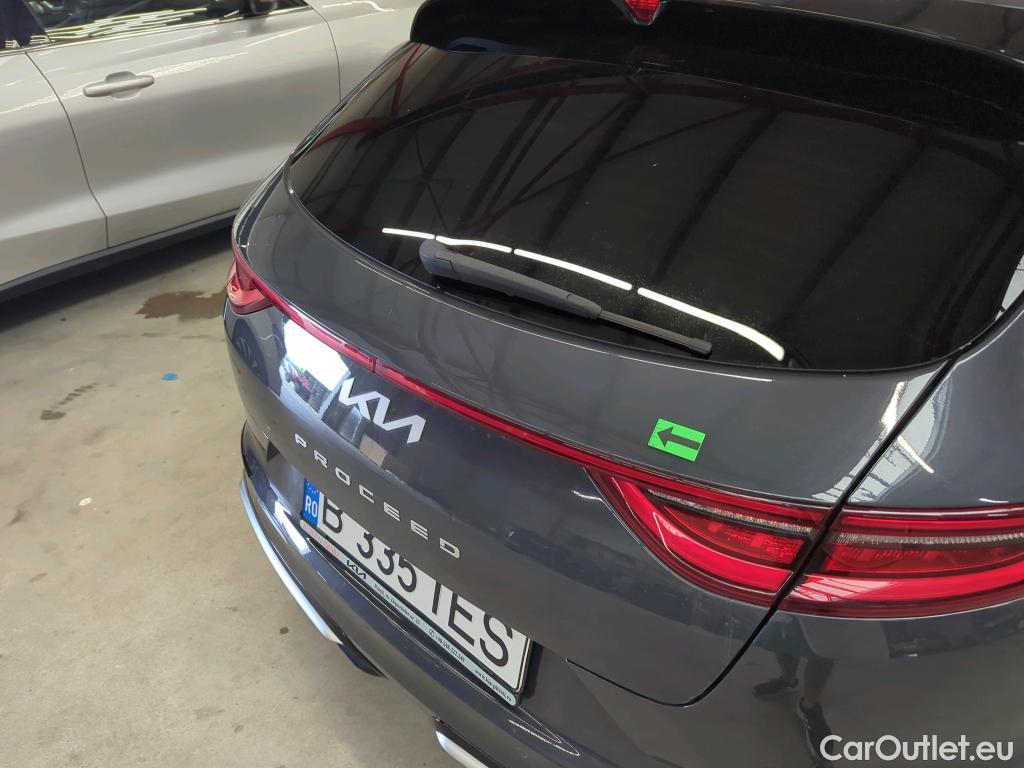 KIA  Cee'd 1.5 T-GDI GT Line DCT #25